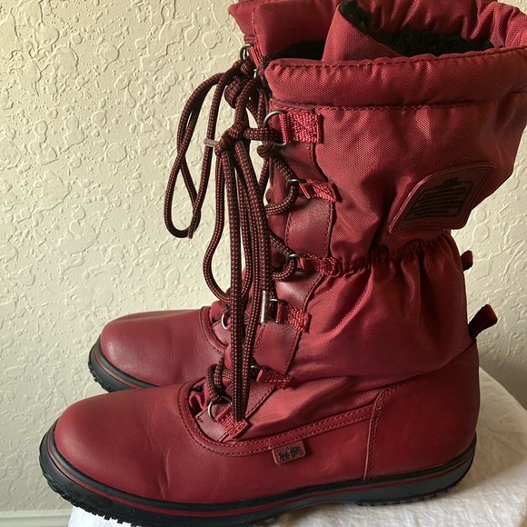 Coach: Sage (A9177) Red Winter Boots- 8 - Picture 16 of 16